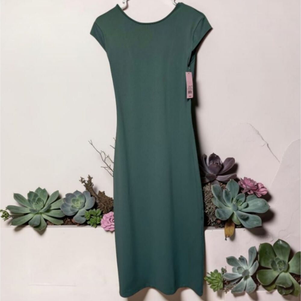 Green Bodycon Midi Dress Large Back Slit Fitted Minimalist Dress